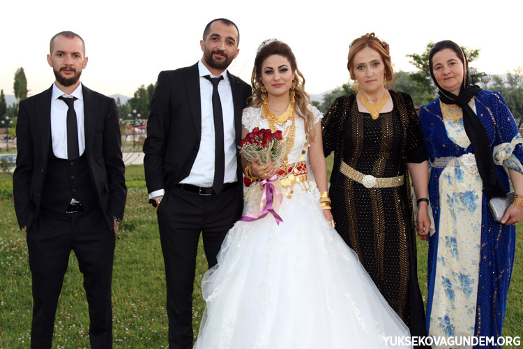 Aka Ailesinin Mutlu Günü 77