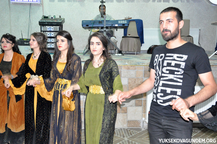 Aka Ailesinin Mutlu Günü 92