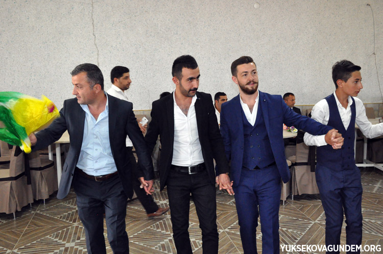 Aka Ailesinin Mutlu Günü 93