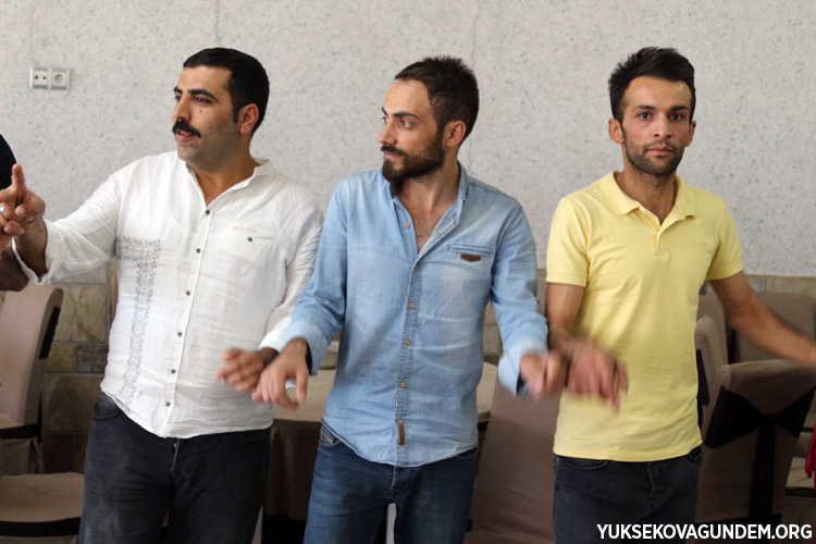 Aka Ailesinin Mutlu Günü 94