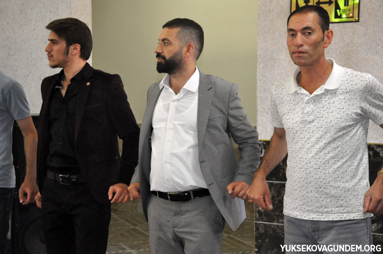 Aka Ailesinin Mutlu Günü 96