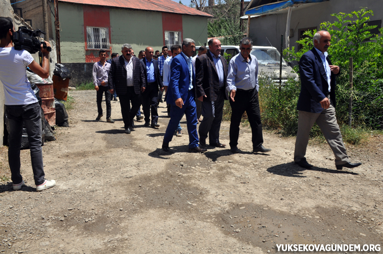 Çiftçi ailesinin mutlu günü 119