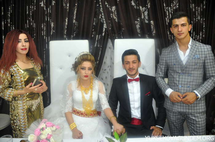 Karael ailesinin mutlu günü 104