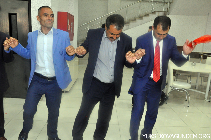 Karael ailesinin mutlu günü 111