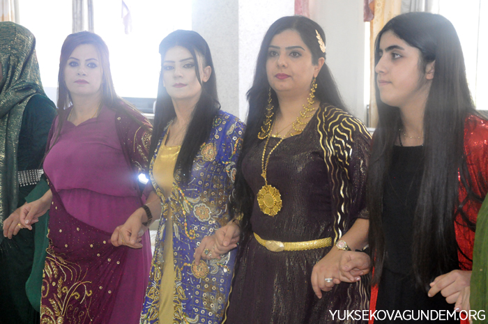 Karael ailesinin mutlu günü 64