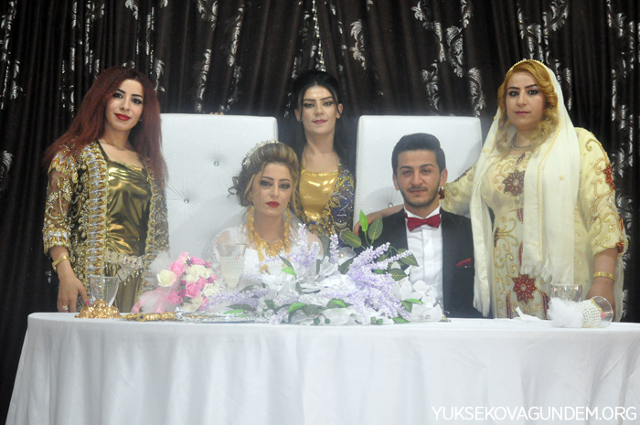 Karael ailesinin mutlu günü 74