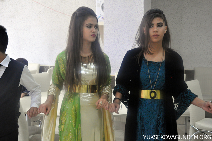 Karael ailesinin mutlu günü 80