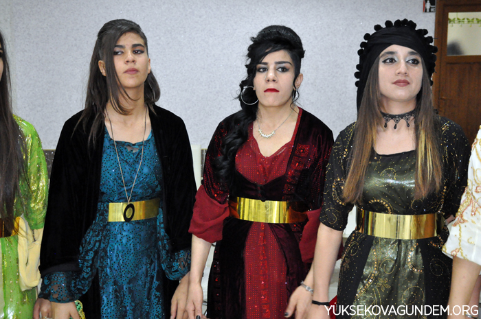 Karael ailesinin mutlu günü 94