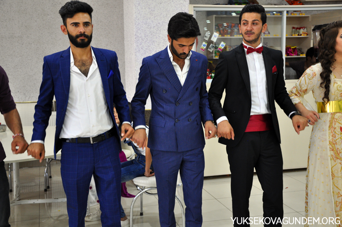 Karael ailesinin mutlu günü 97