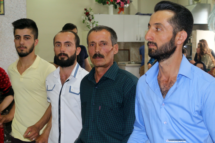 Fırat ailesinin mutlu günü 103