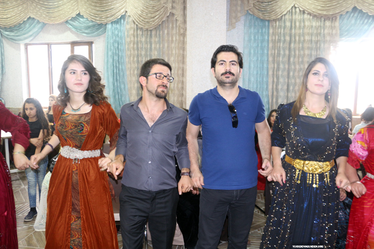 Fırat ailesinin mutlu günü 13
