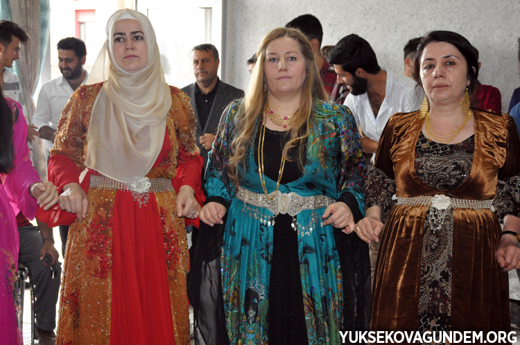 Fırat ailesinin mutlu günü 15