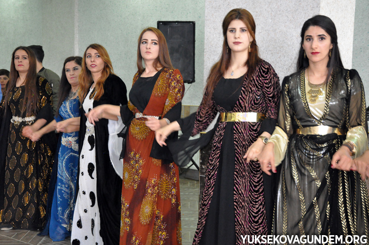 Fırat ailesinin mutlu günü 19