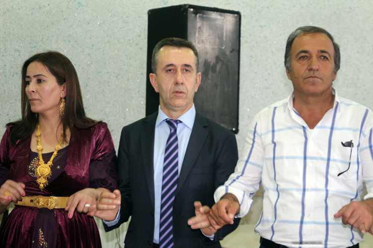 Fırat ailesinin mutlu günü 22