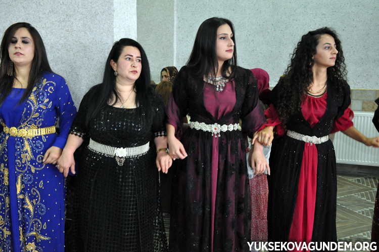 Fırat ailesinin mutlu günü 46