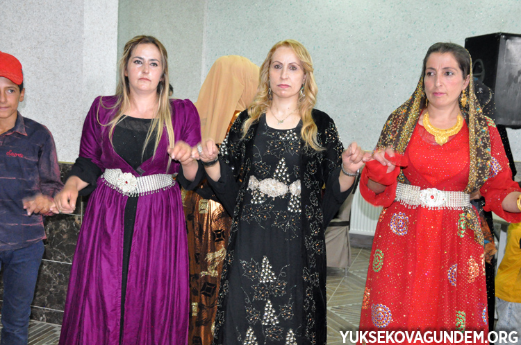 Fırat ailesinin mutlu günü 51