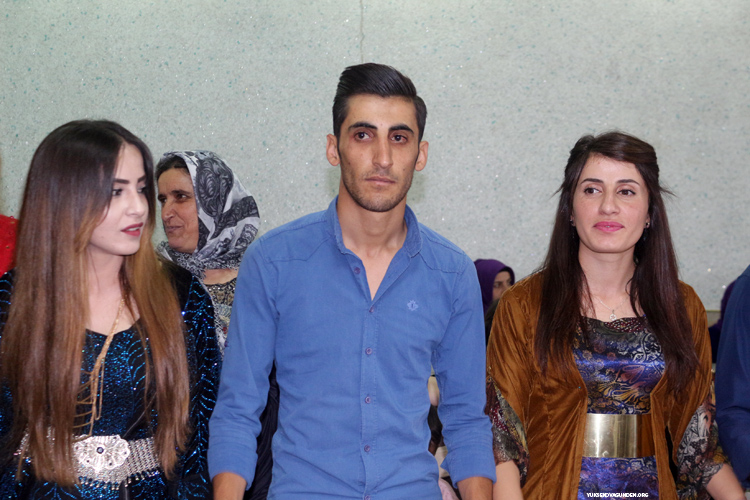 Fırat ailesinin mutlu günü 68