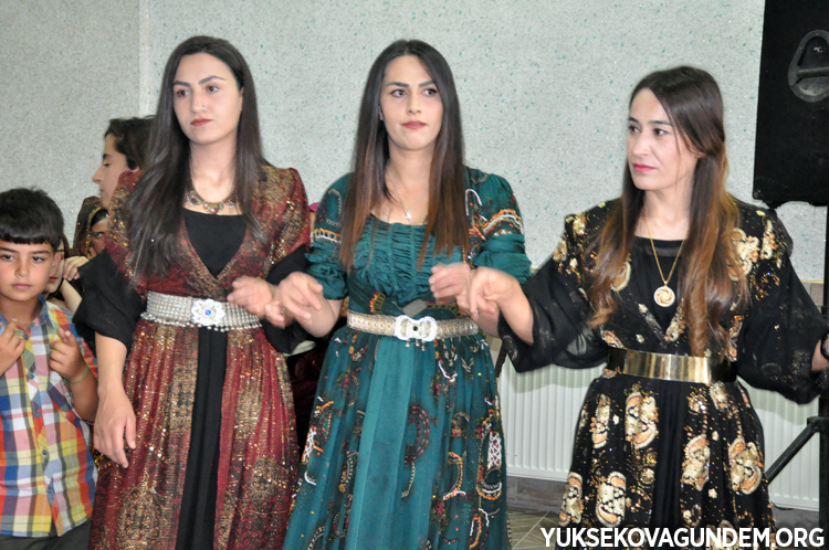 Fırat ailesinin mutlu günü 84