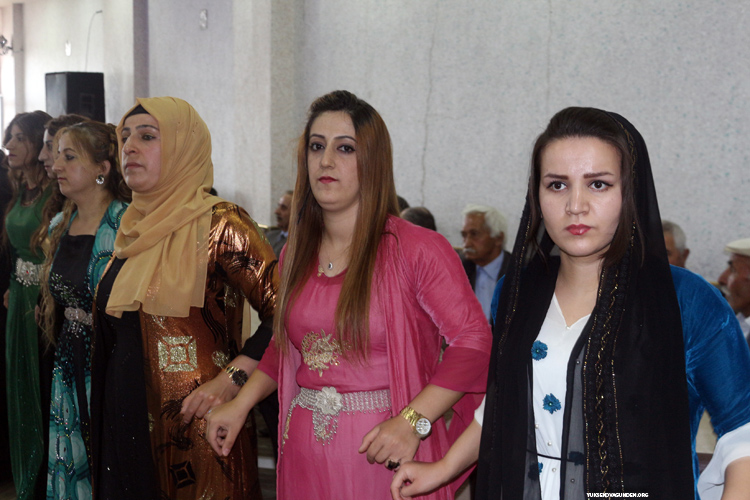 Fırat ailesinin mutlu günü 97