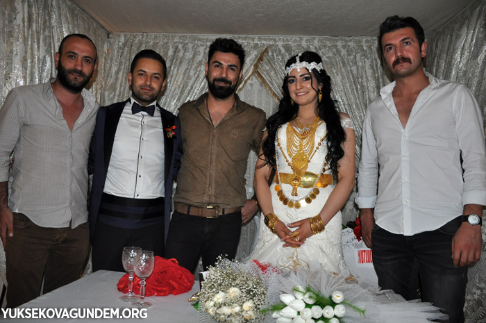 Kandaş ailesinin mutlu günü 117