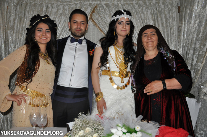 Kandaş ailesinin mutlu günü 118