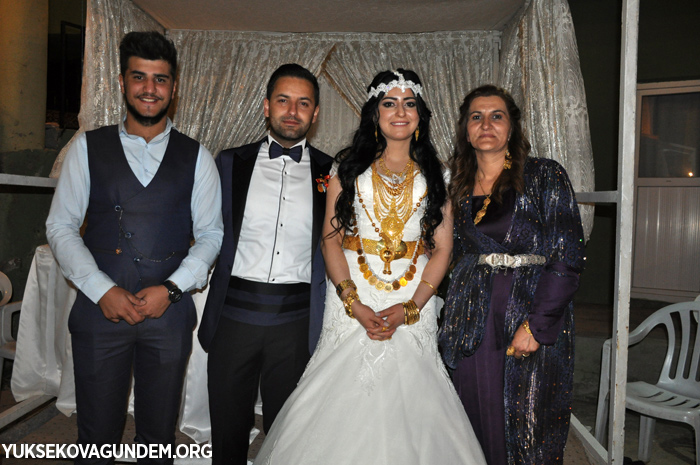 Kandaş ailesinin mutlu günü 121