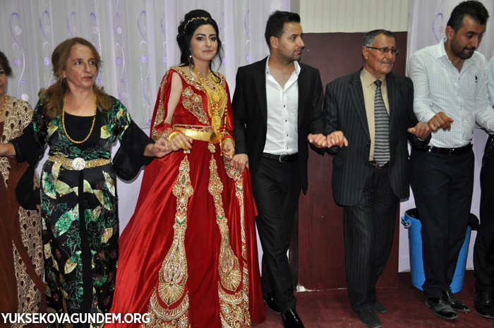 Kandaş ailesinin mutlu günü 42