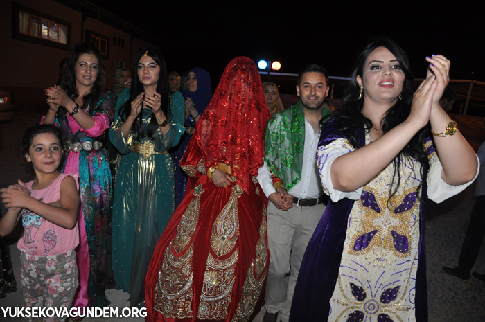 Kandaş ailesinin mutlu günü 56