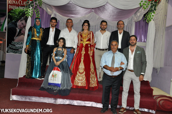 Kandaş ailesinin mutlu günü 69