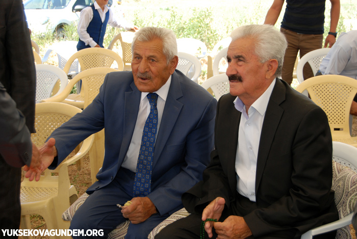 Öner ve Dündar ailesinin mutlu günü 109