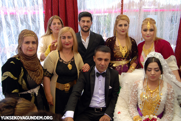 Öner ve Dündar ailesinin mutlu günü 115