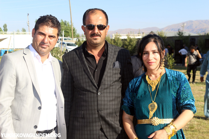 Öner ve Dündar ailesinin mutlu günü 121