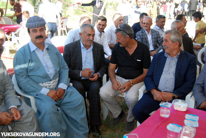 Öner ve Dündar ailesinin mutlu günü 44