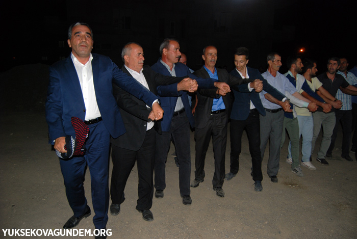 Baykal ailesinin mutlu Günü 100