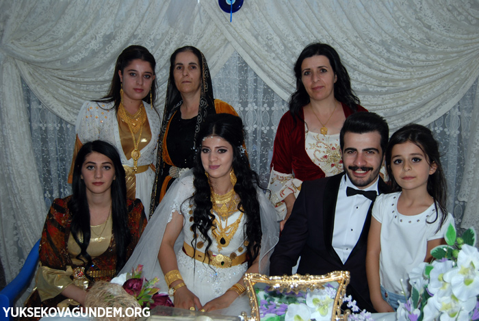 Baykal ailesinin mutlu Günü 156