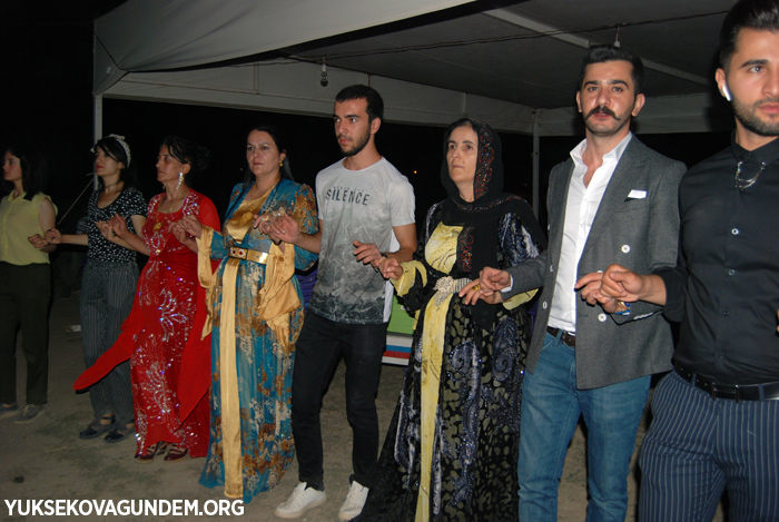 Baykal ailesinin mutlu Günü 54