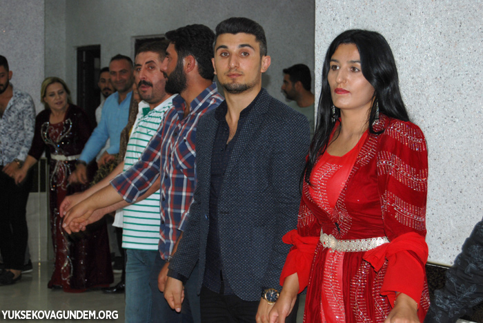 Baygüneş ile Çobanoğlu ailesinin mutlu günü 100