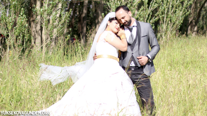 Baygüneş ile Çobanoğlu ailesinin mutlu günü 12