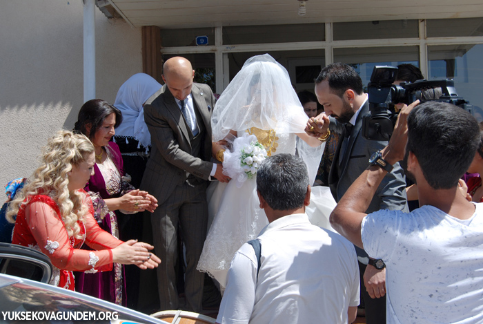 Baygüneş ile Çobanoğlu ailesinin mutlu günü 137