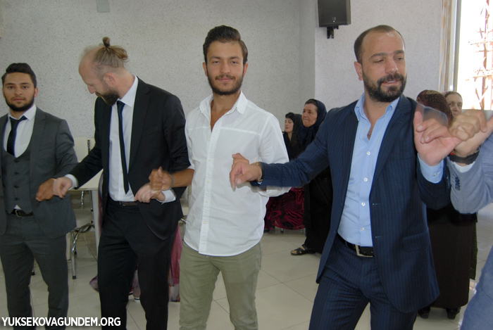 Baygüneş ile Çobanoğlu ailesinin mutlu günü 145