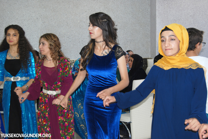 Baygüneş ile Çobanoğlu ailesinin mutlu günü 164