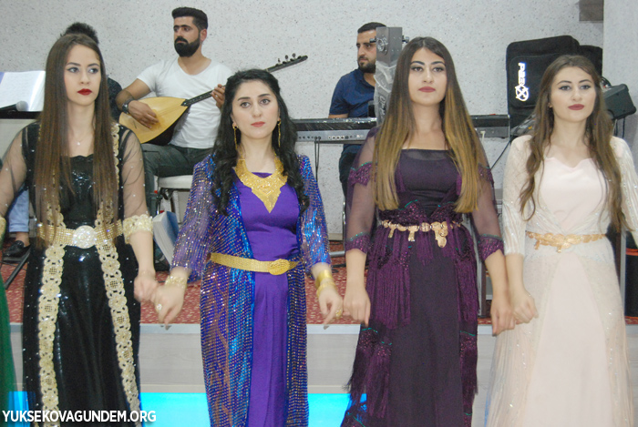 Baygüneş ile Çobanoğlu ailesinin mutlu günü 39