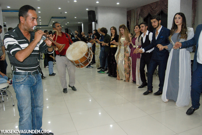 Baygüneş ile Çobanoğlu ailesinin mutlu günü 46