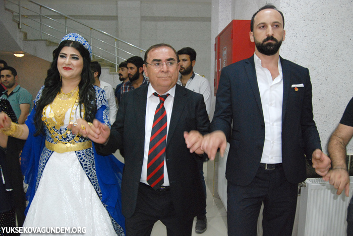 Baygüneş ile Çobanoğlu ailesinin mutlu günü 49