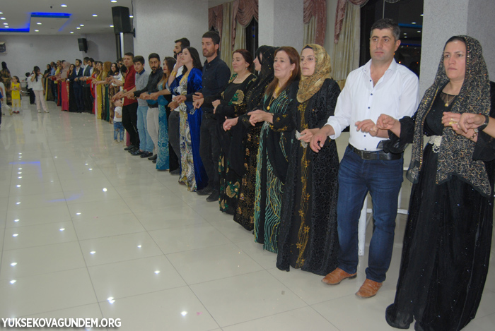 Baygüneş ile Çobanoğlu ailesinin mutlu günü 68