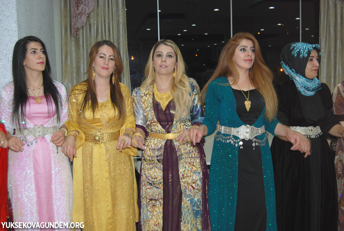 Baygüneş ile Çobanoğlu ailesinin mutlu günü 70