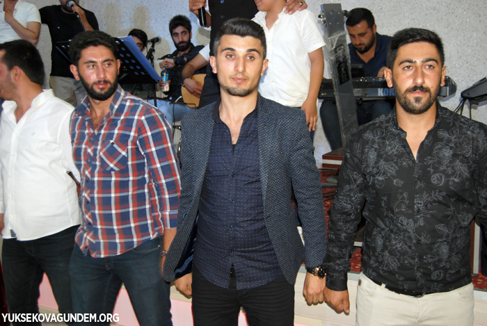 Baygüneş ile Çobanoğlu ailesinin mutlu günü 91