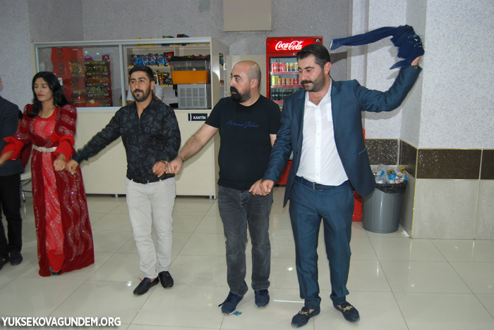 Baygüneş ile Çobanoğlu ailesinin mutlu günü 93