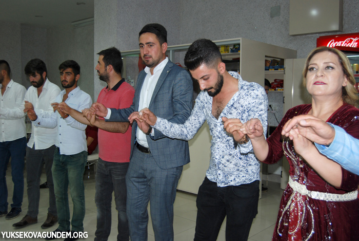 Baygüneş ile Çobanoğlu ailesinin mutlu günü 96