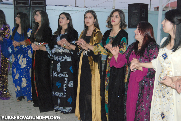 Han Ailesinin Mutlu Günü 144